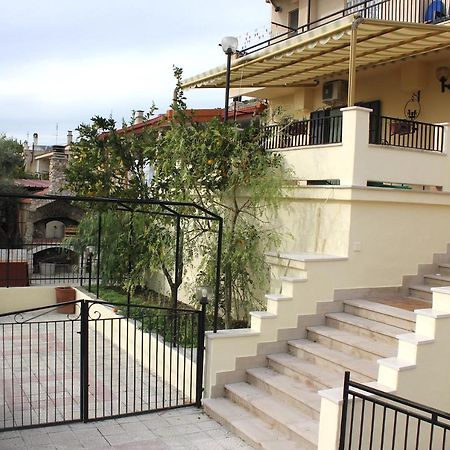 Home With Amazing View Monte SantʼAngelo Εξωτερικό φωτογραφία